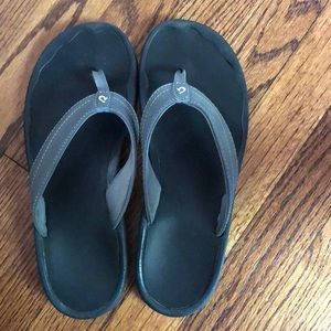 OLUKAI Ohana Black Flip Flop Sandals Women's Size 9 EUR 39